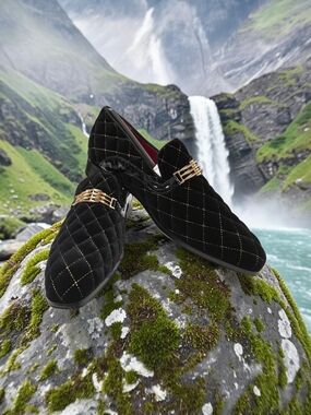 AFTER MIDNIGHT MENS DIAMOND QUILT VELVET SLIP ON FORMAL DRESS SHOE. 7045